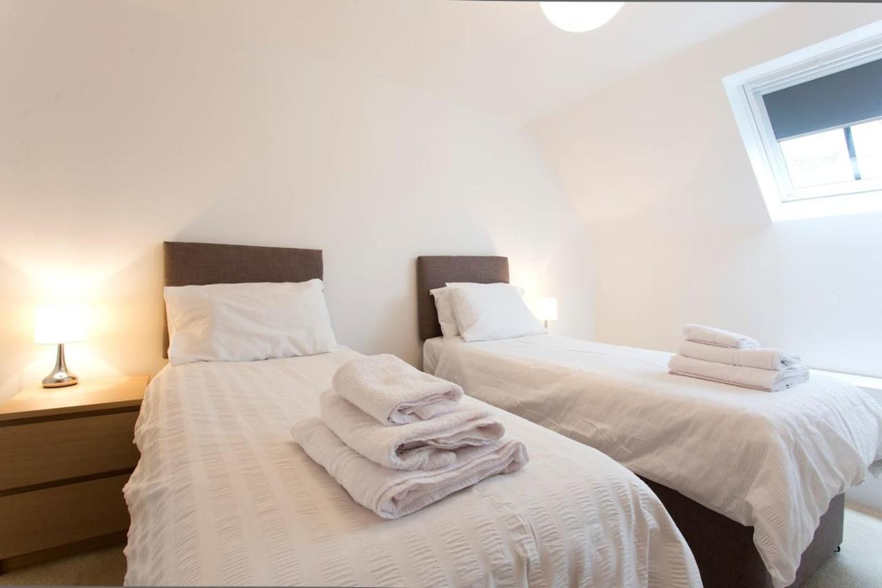 Remarkable 2-Bed Apartment In Culross Exterior foto