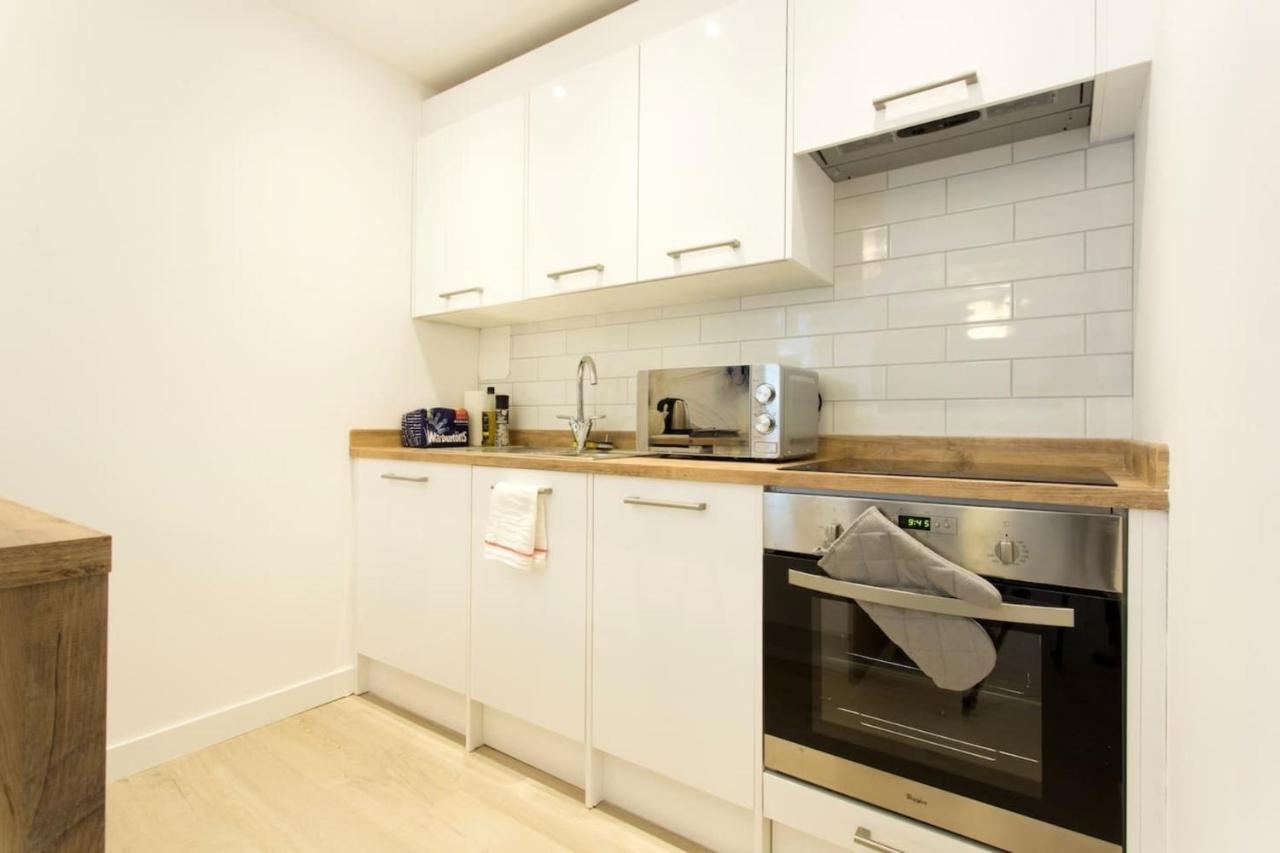 Remarkable 2-Bed Apartment In Culross Exterior foto